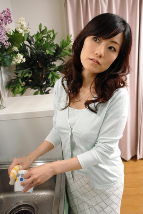 Manami Komukai attrice adulta galleria